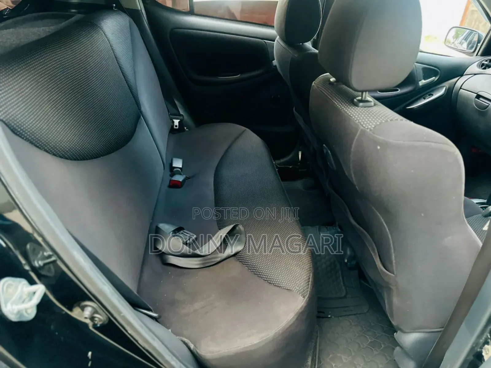Toyota Vitz 2005 Black