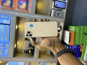 New Apple iPhone 11 Pro Max 256 GB Gold