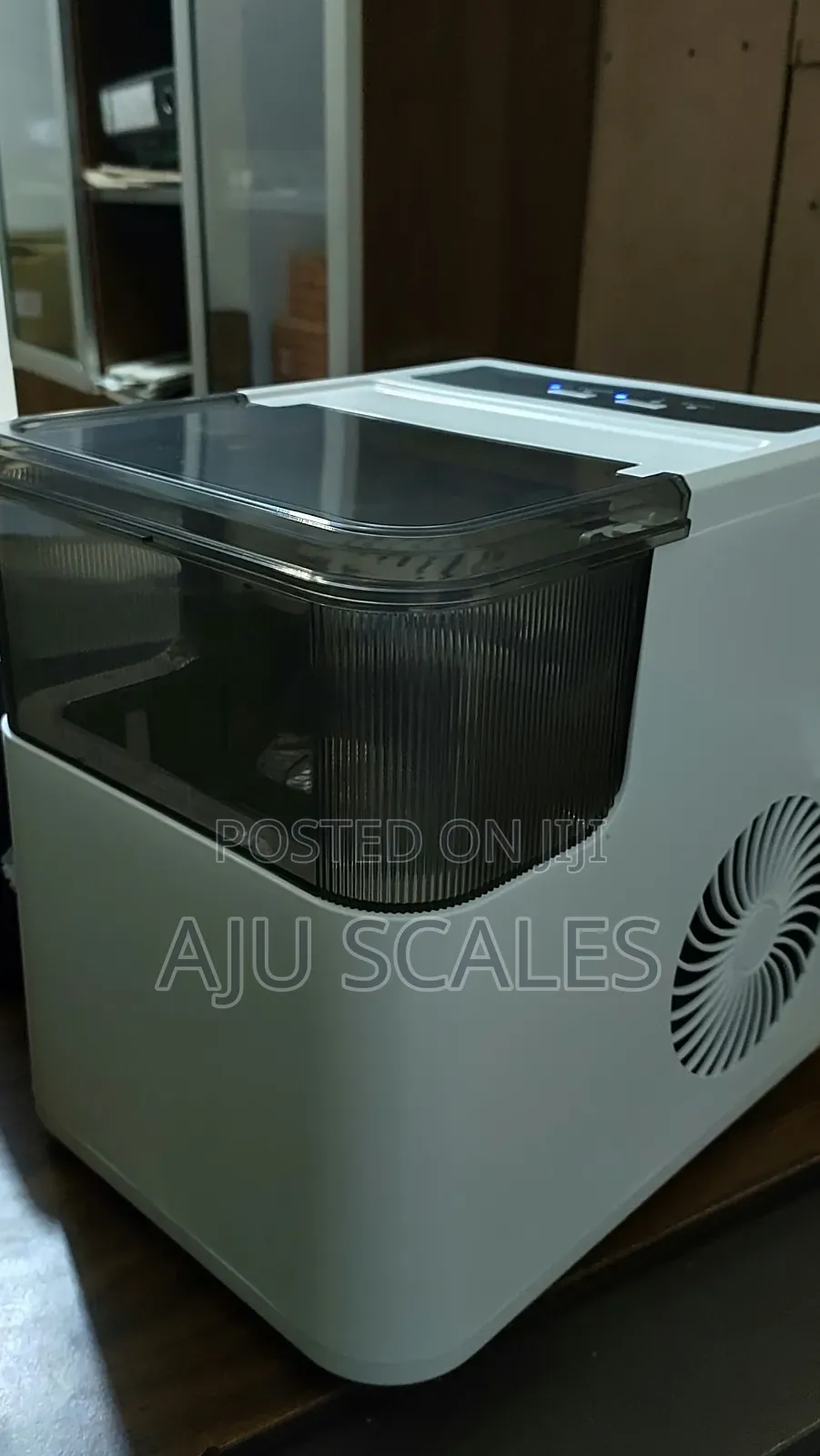 Ice Cube Machine