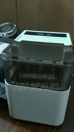 Ice Cube Machine