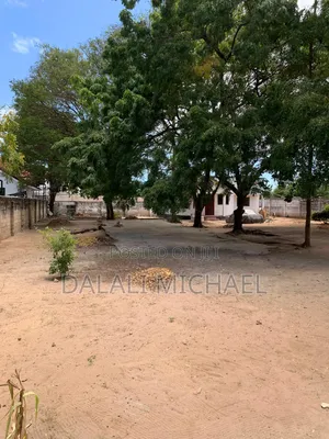 Kiwanja Kinauzwa Mbezibeach