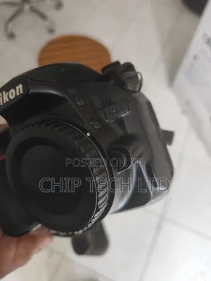 Nikon D3100 Body With Lens