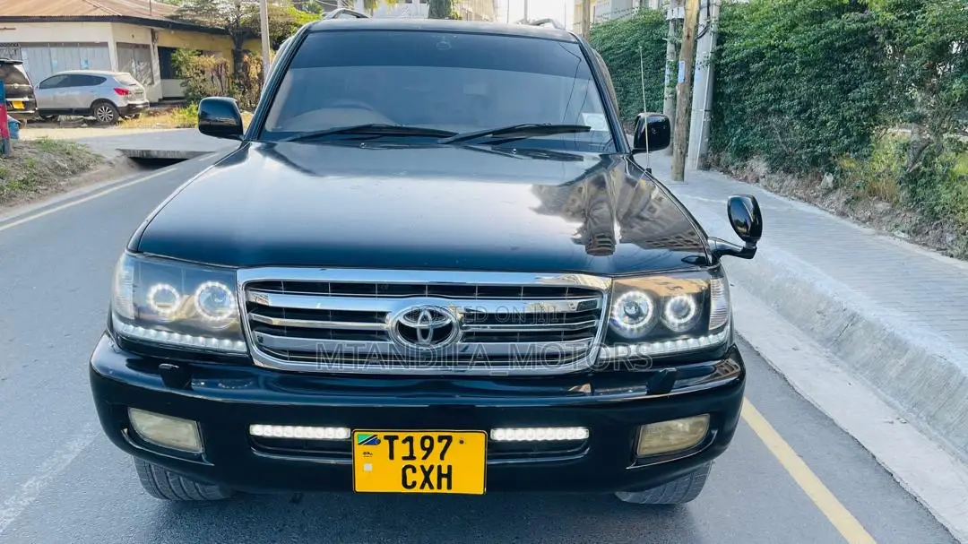Toyota Land Cruiser 100 VX 4.7 V8 2005 Black