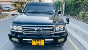 Toyota Land Cruiser 100 VX 4.7 V8 2005 Black