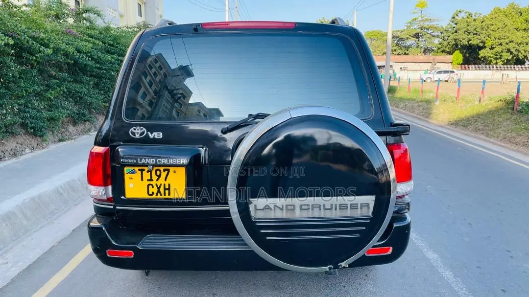 Toyota Land Cruiser 100 VX 4.7 V8 2005 Black