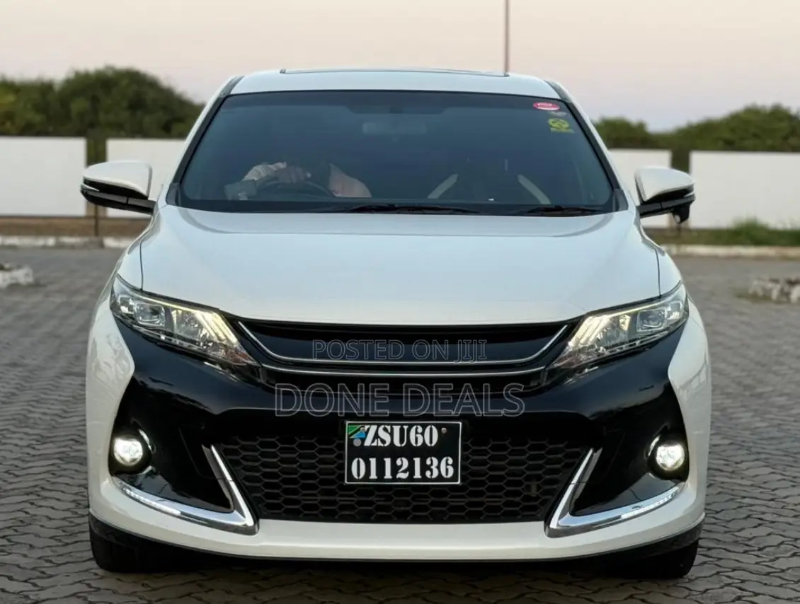 Toyota Harrier 2017 White