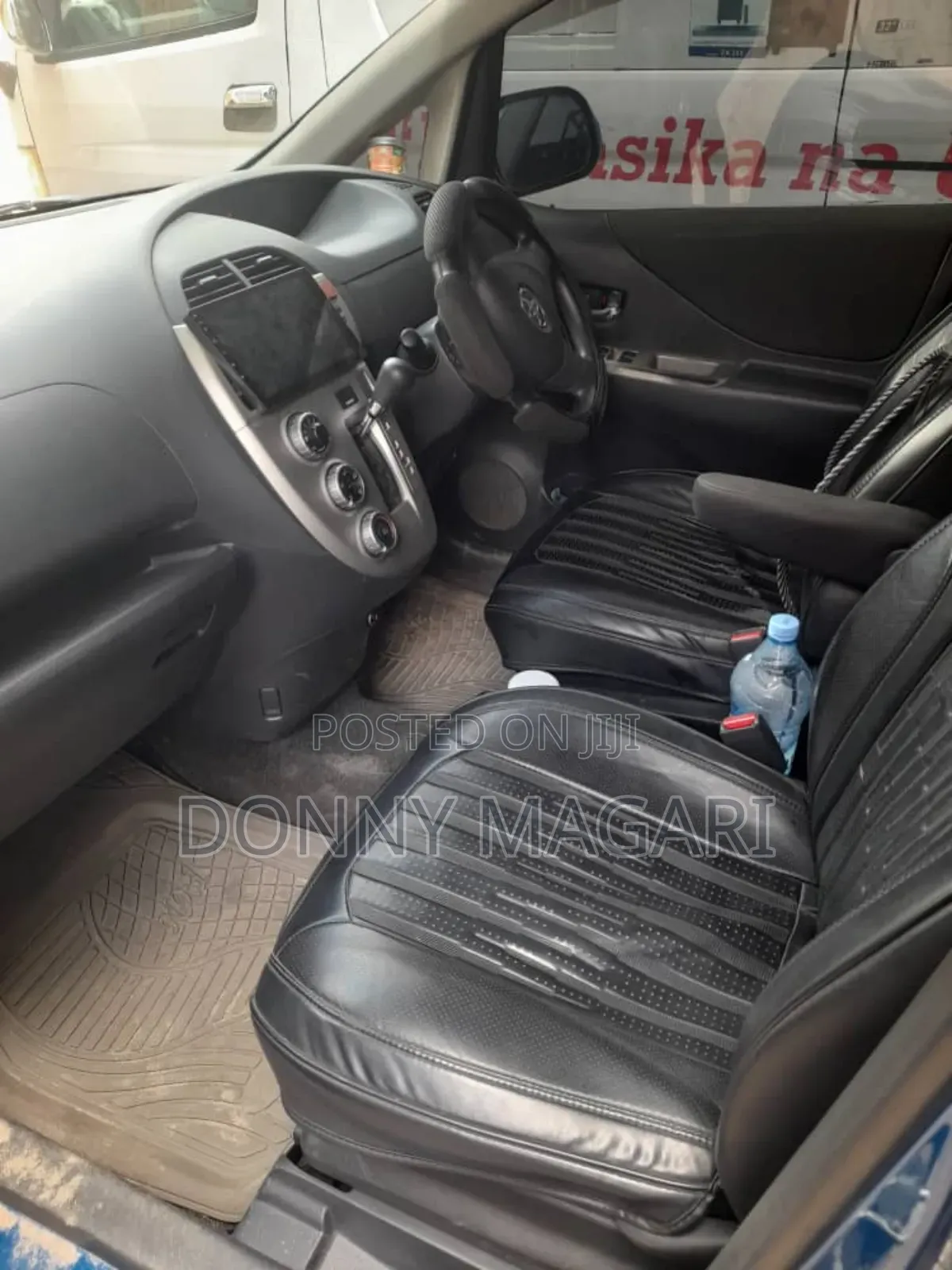 Toyota Ractis 2008 Blue