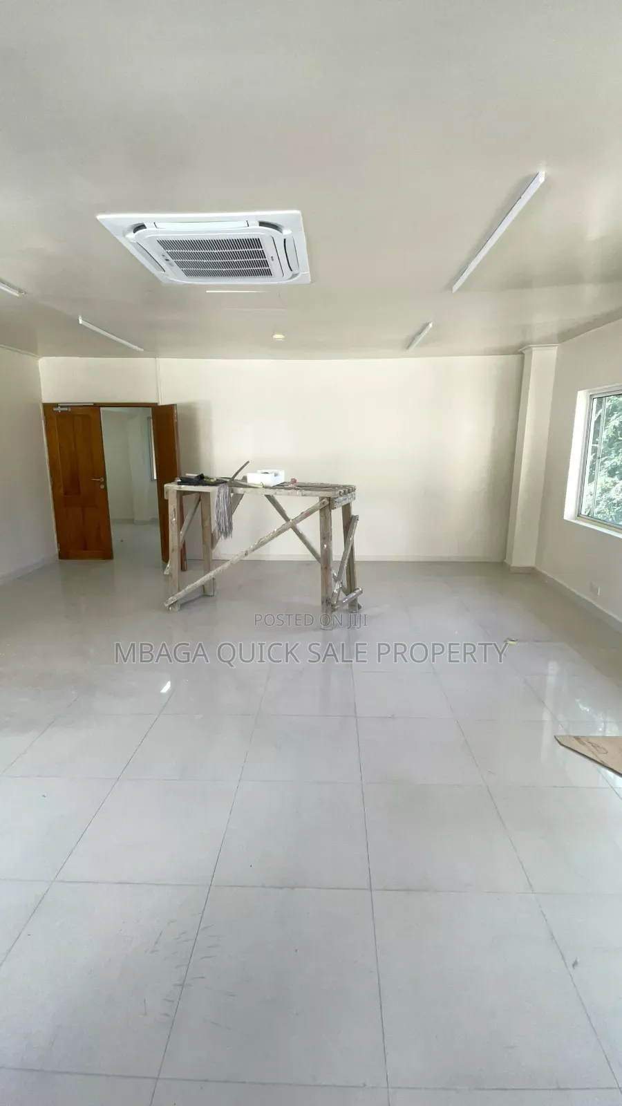 15bdrm House in Oyster Bay for rent
