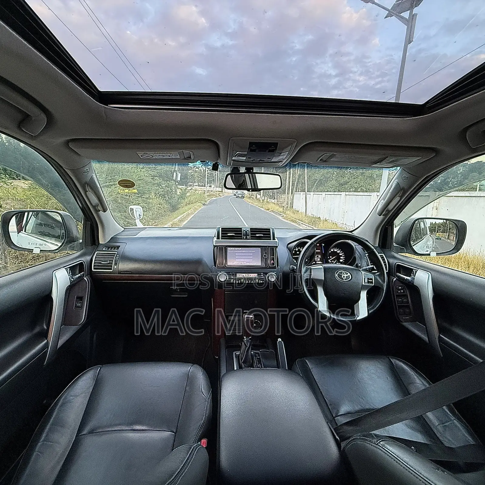 Toyota Land Cruiser Prado 2017 White