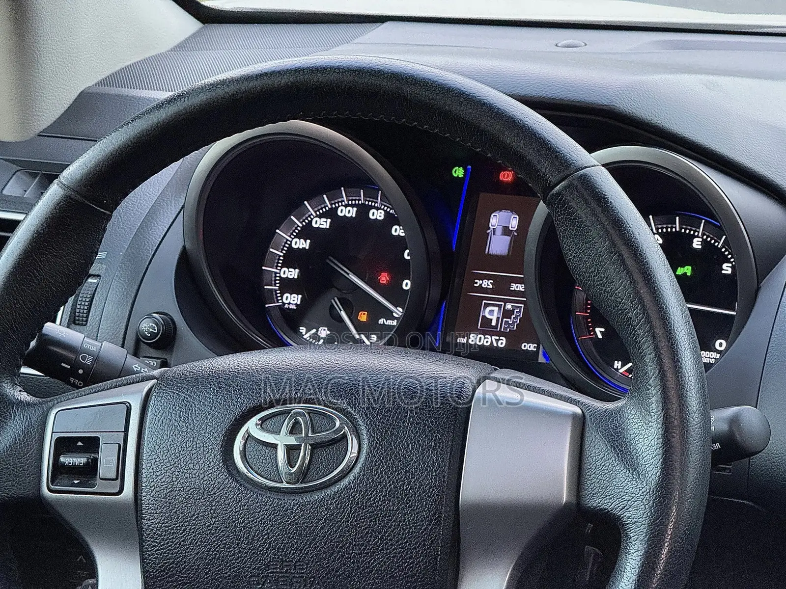 Toyota Land Cruiser Prado 2017 White