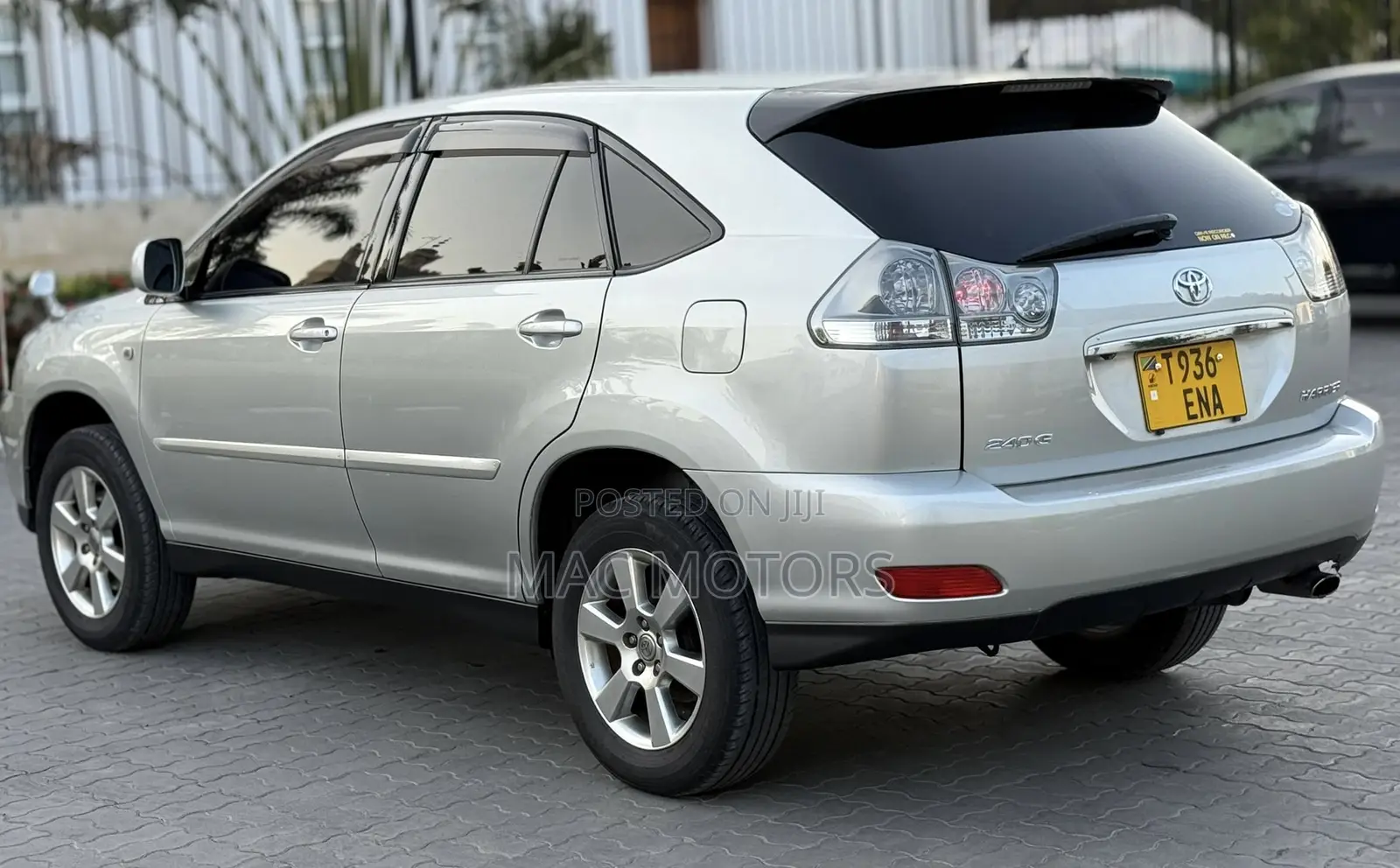 Toyota Harrier 2006 Silver