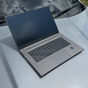 Laptop HP ZBook Studio 32GB Intel Core I9 SSD 512GB