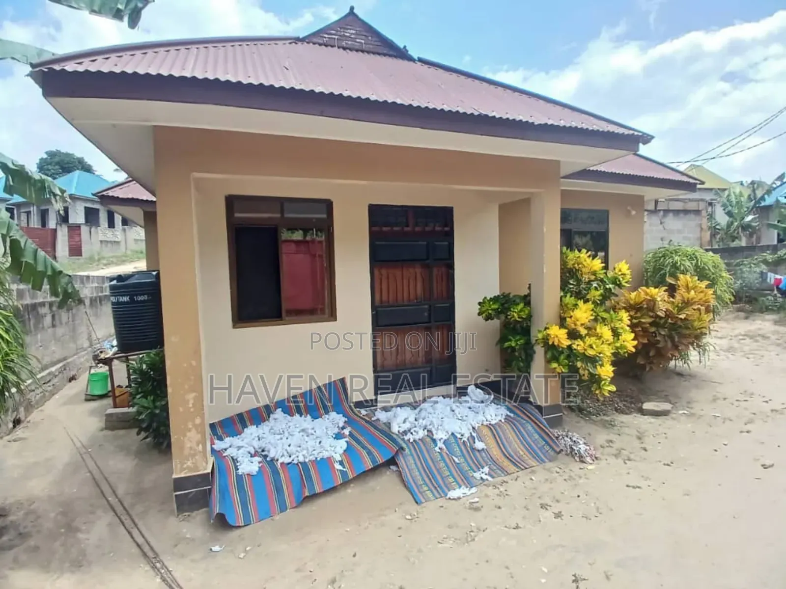 3bdrm House in Goba for sale