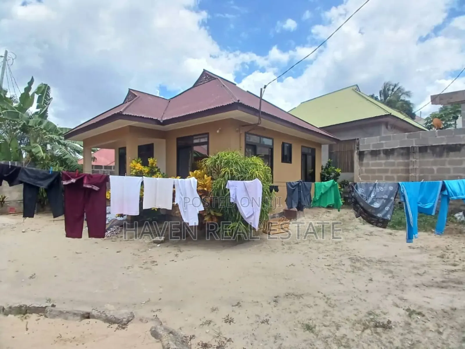 3bdrm House in Goba for sale