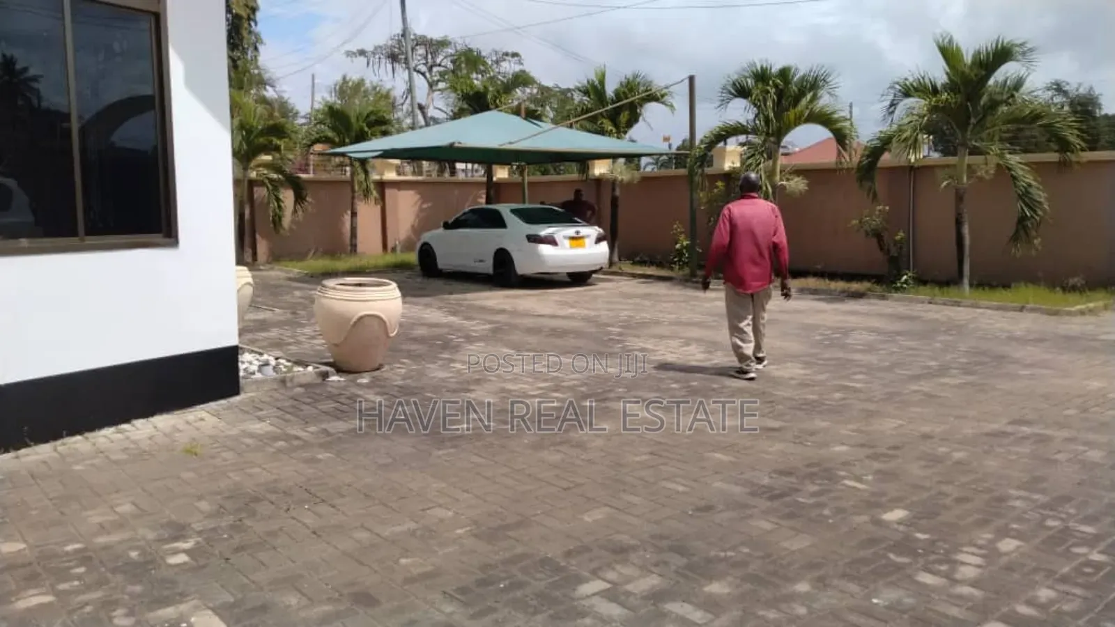 5bdrm House in Mbezi Beach for rent