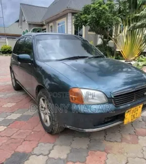 Toyota Starlet 2000 Green