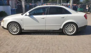 Audi A4 2004 White
