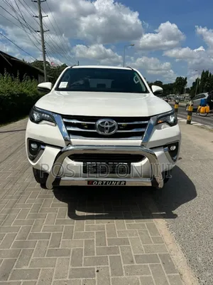 Toyota Fortuner 2017 White