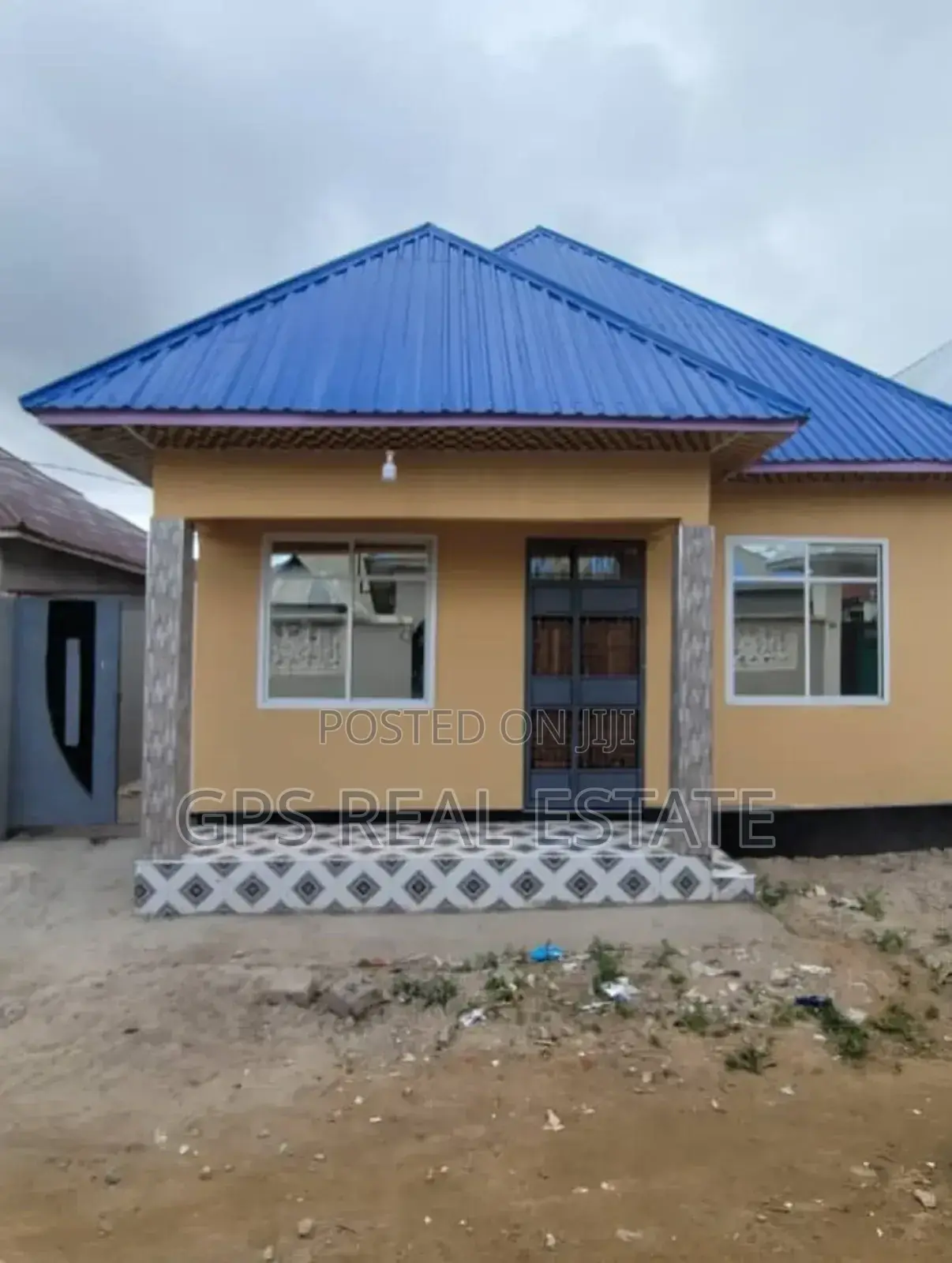 5bdrm House in Mbagala Saku Ilulu, Temeke for sale