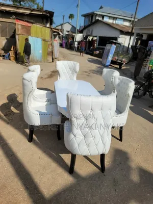 Dinning Table Viti 6 Ya Kisasa Mbao Na Viti Vya Sofa