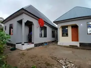 6bdrm House in Kinyerezi  Songas, Kinondoni for sale