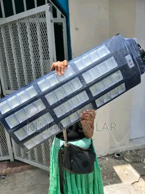 Taa Ya Solar Kubwa 2000w Warranty Mwaka, Bei Nafuu Kabisa