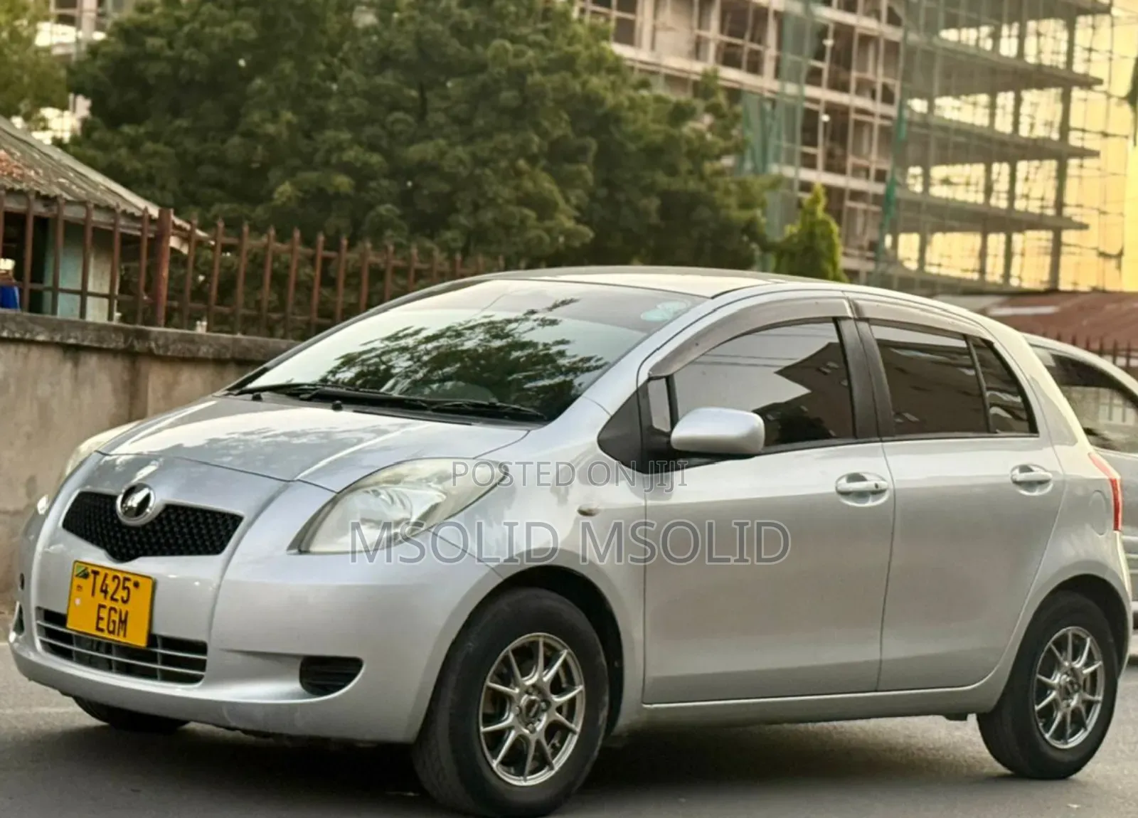 Toyota Vitz 2008 Silver