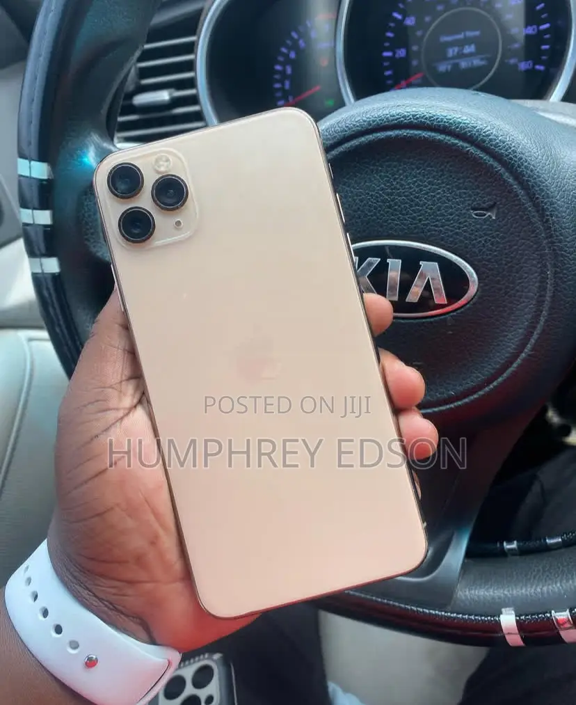 New Apple iPhone 11 Pro Max 256 GB Gold