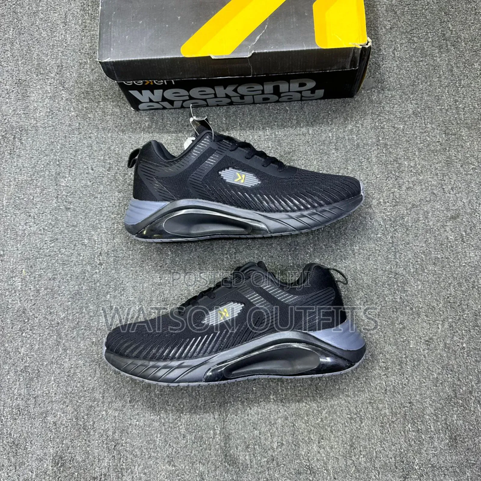Shoe Sneakers Very Very Classic for Works Out or Physical Exercises