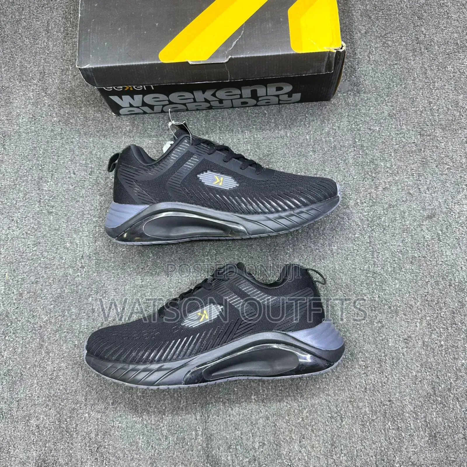 Shoe Sneakers Very Very Classic for Works Out or Physical Exercises