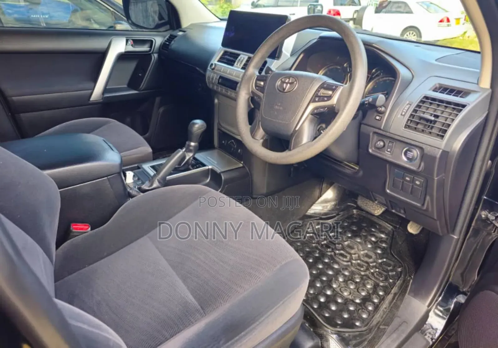 Toyota Land Cruiser Prado 2017 Black