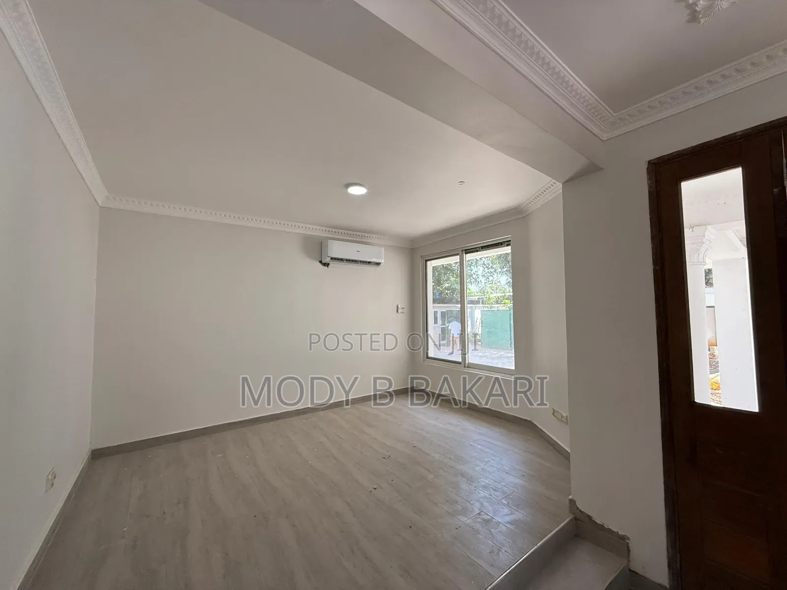 5bdrm House in Oyster Bay for rent