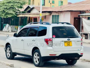 Subaru Forester 2009 White