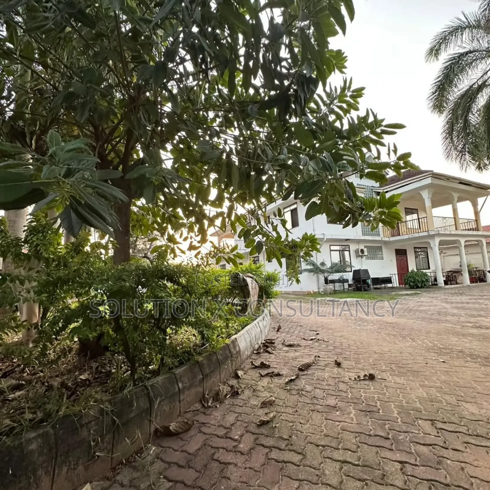 6bdrm House in Kunduchi for sale