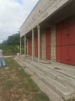 Kiwanja Kinauzwa Kibaha Kongowe