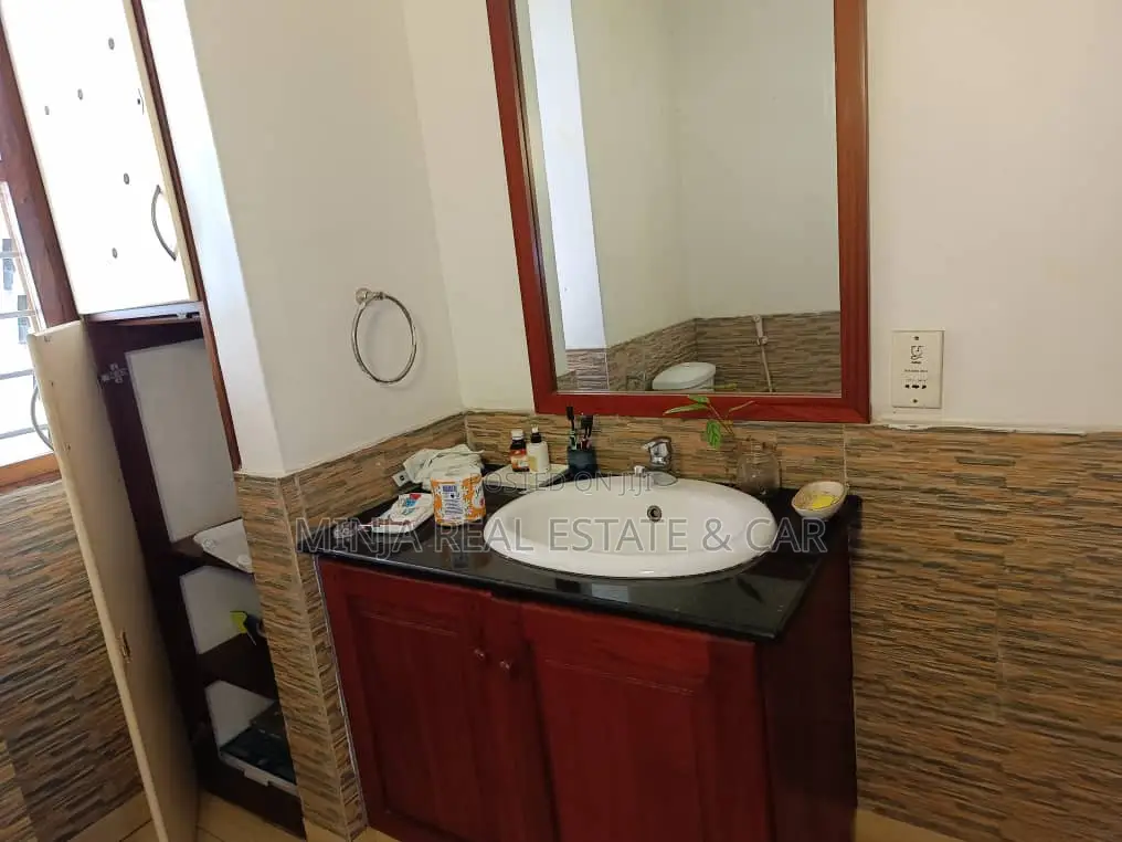 Furnished 2bdrm Apartment in Msasani for rent