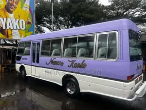 Mitsubishi Fuso Rosa 2004