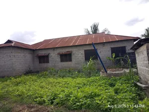 10bdrm House In Tanzania Daresalaam For Sale