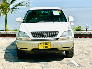 Toyota Harrier 2000 Pearl