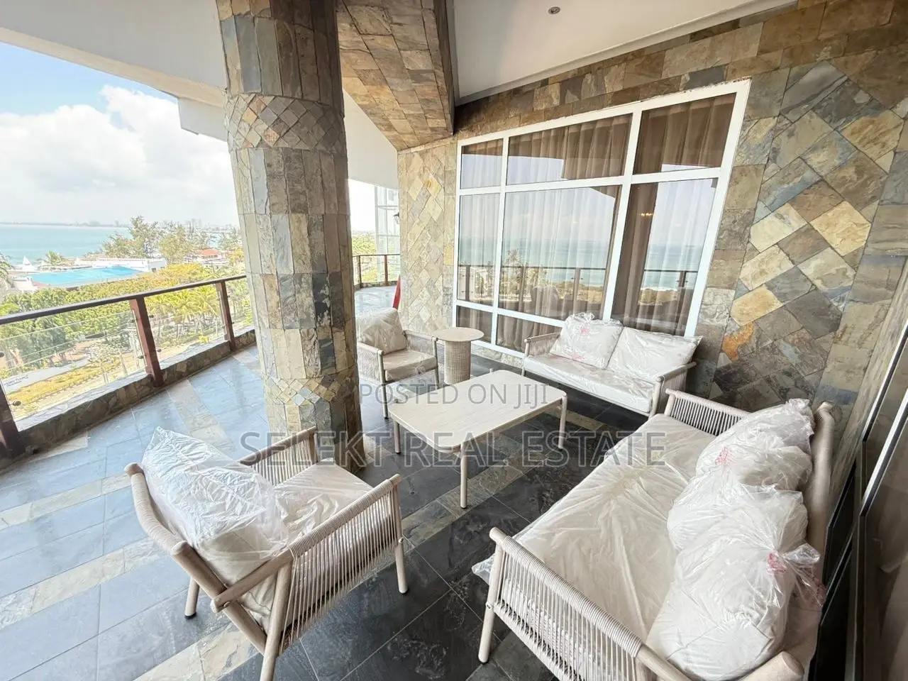 Furnished 3bdrm Apartment in Masaki for rent