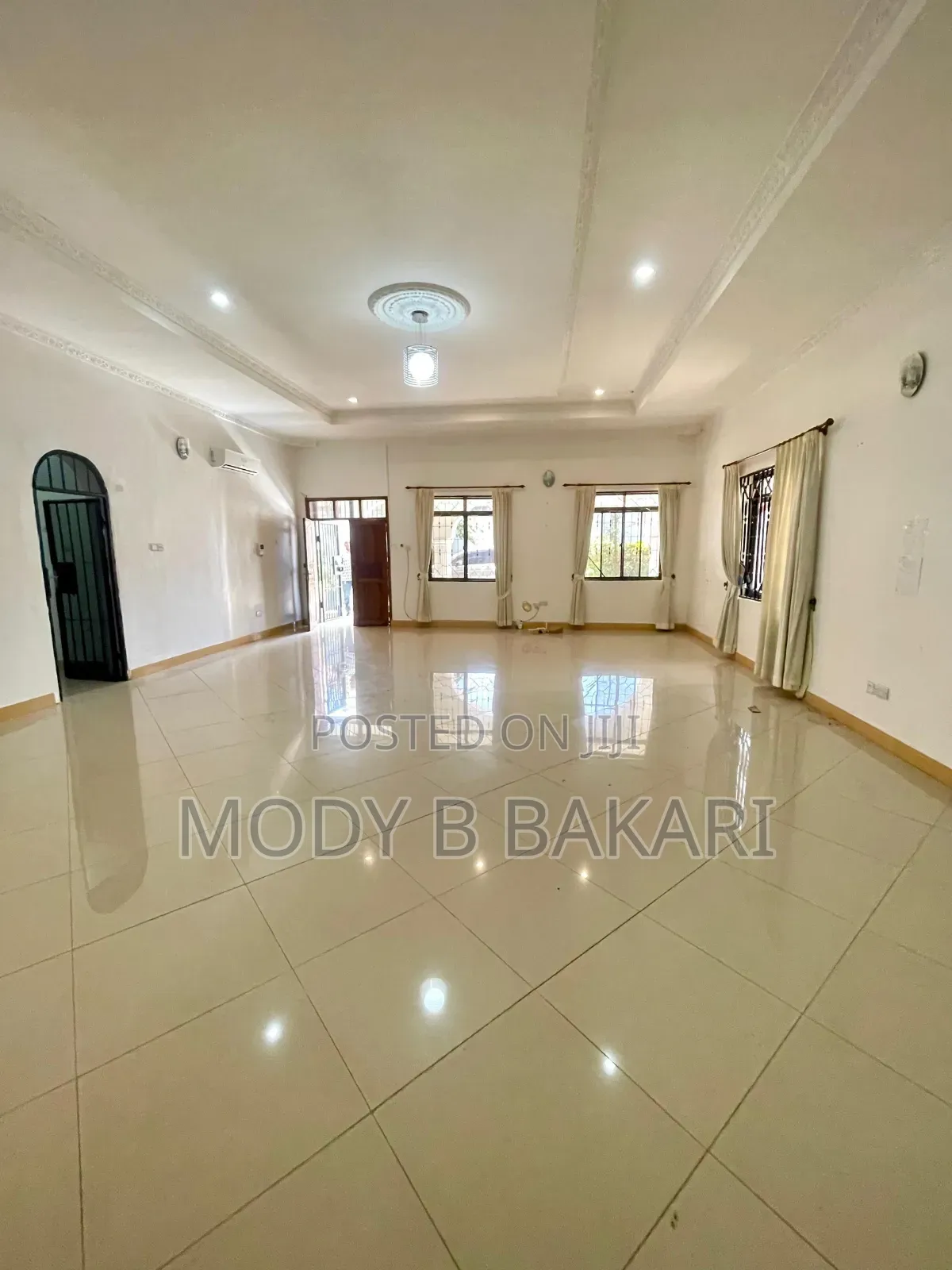 3bdrm House in Masaki for rent