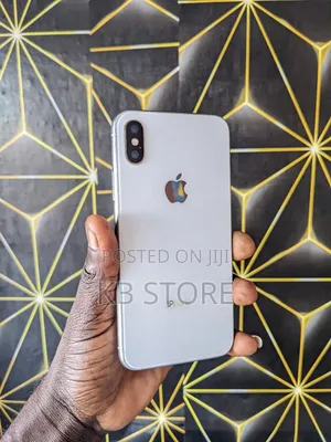 Apple iPhone X 64 GB White