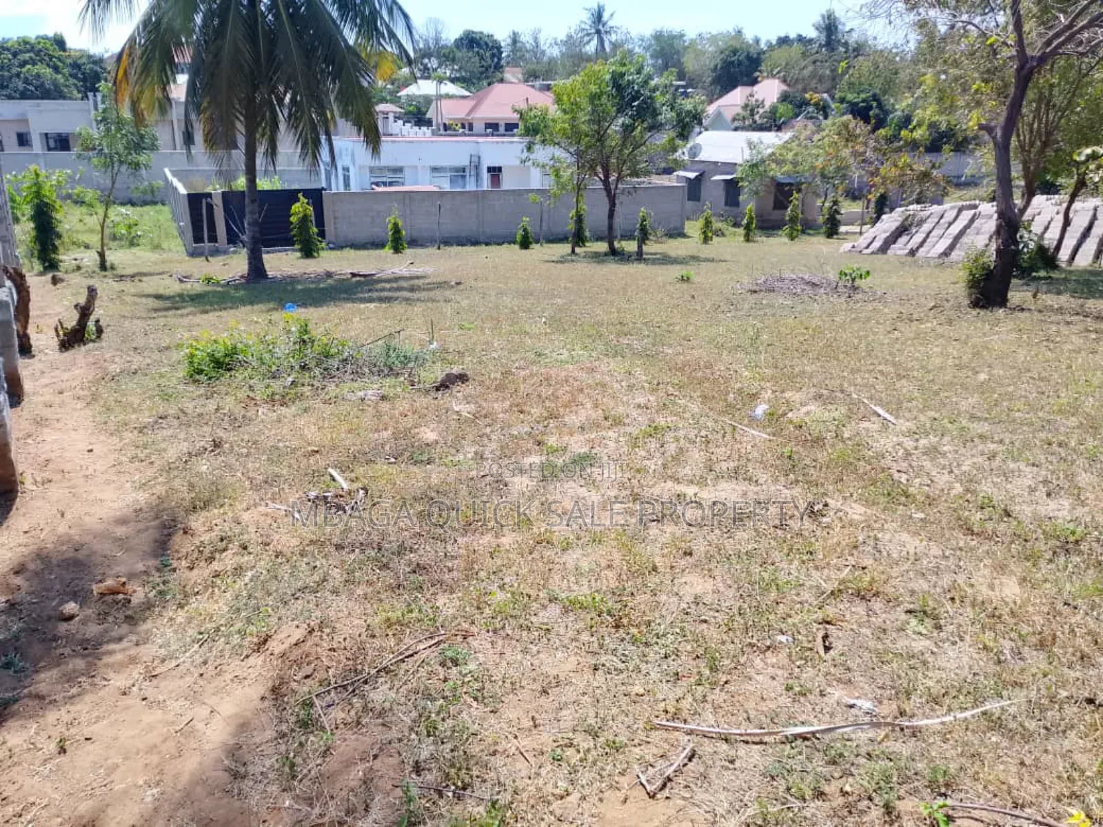 Plot for Sale at Madale