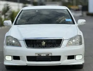 Toyota Crown 2007 White