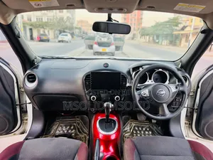 Nissan Juke 2011 White