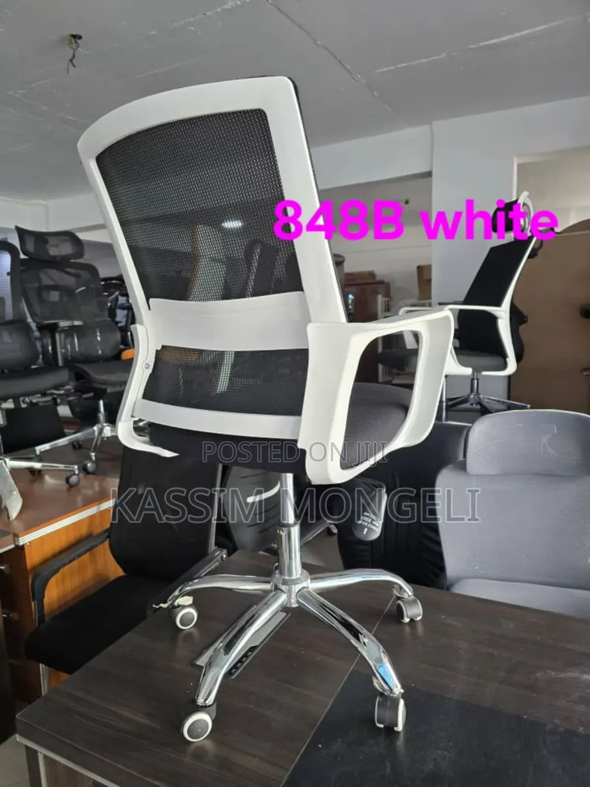 Egronmic Chairs