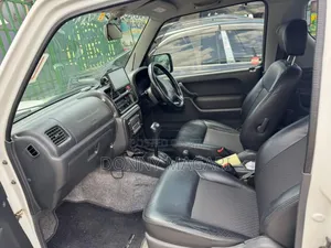 Suzuki Jimny 2000 White