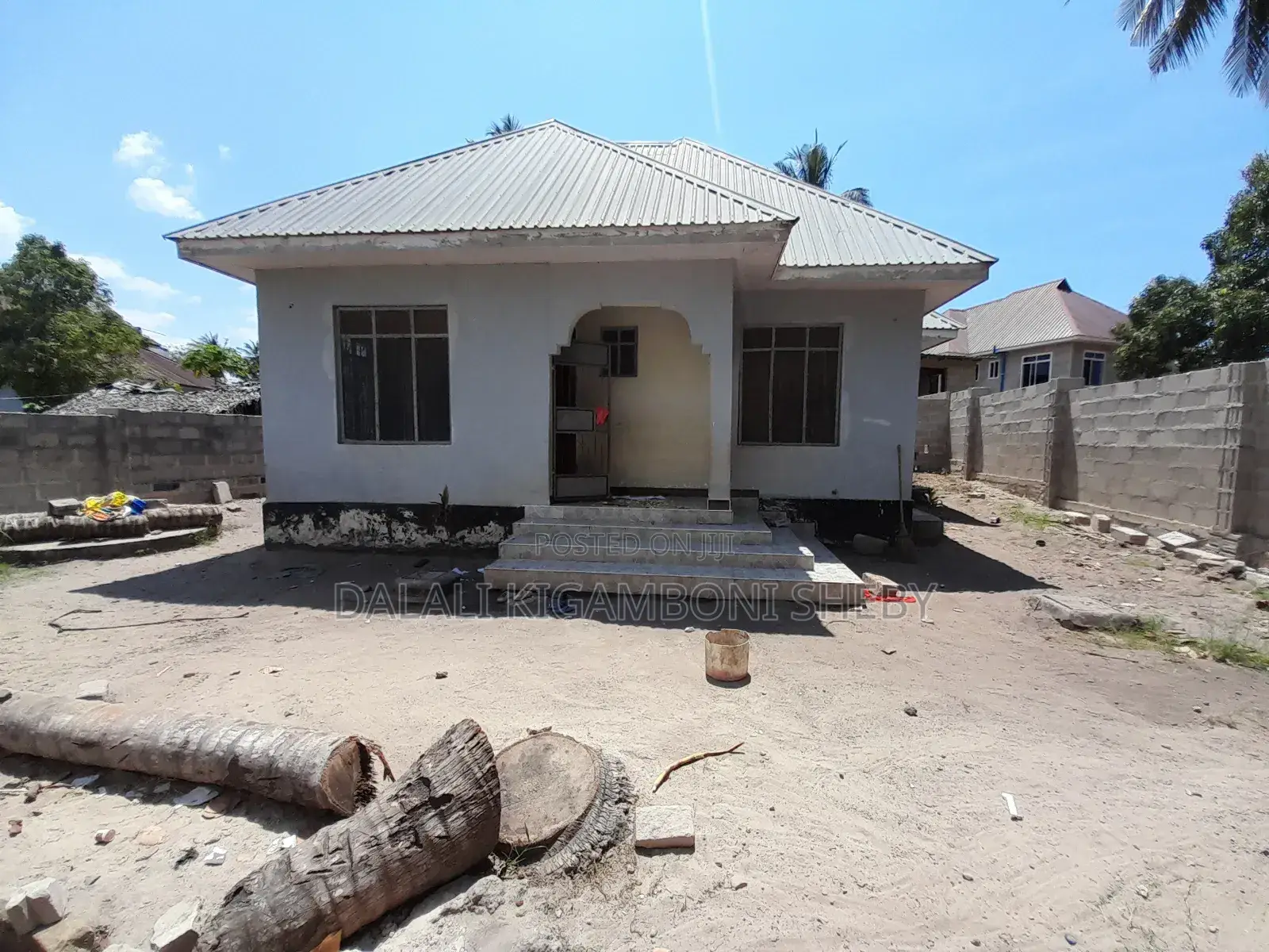3bdrm House in Kigamboni Kibugumo for sale