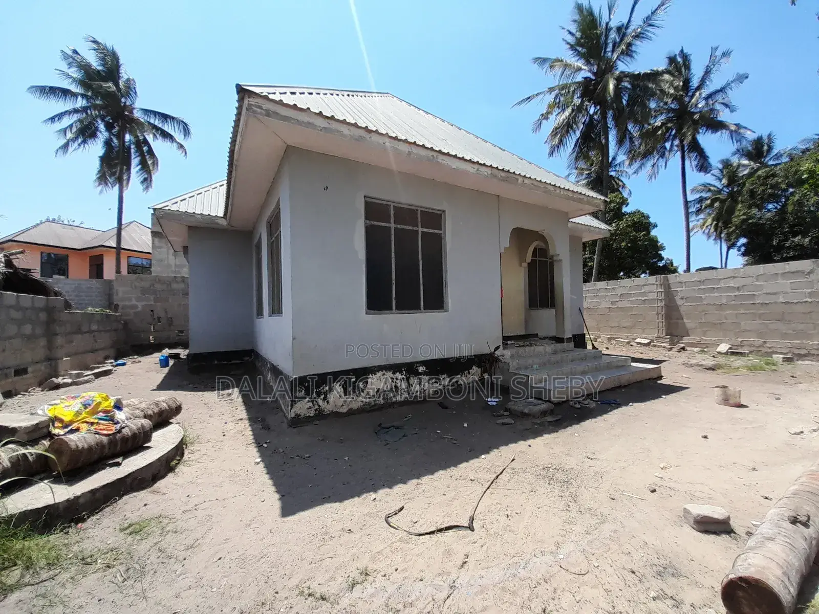3bdrm House in Kigamboni Kibugumo for sale