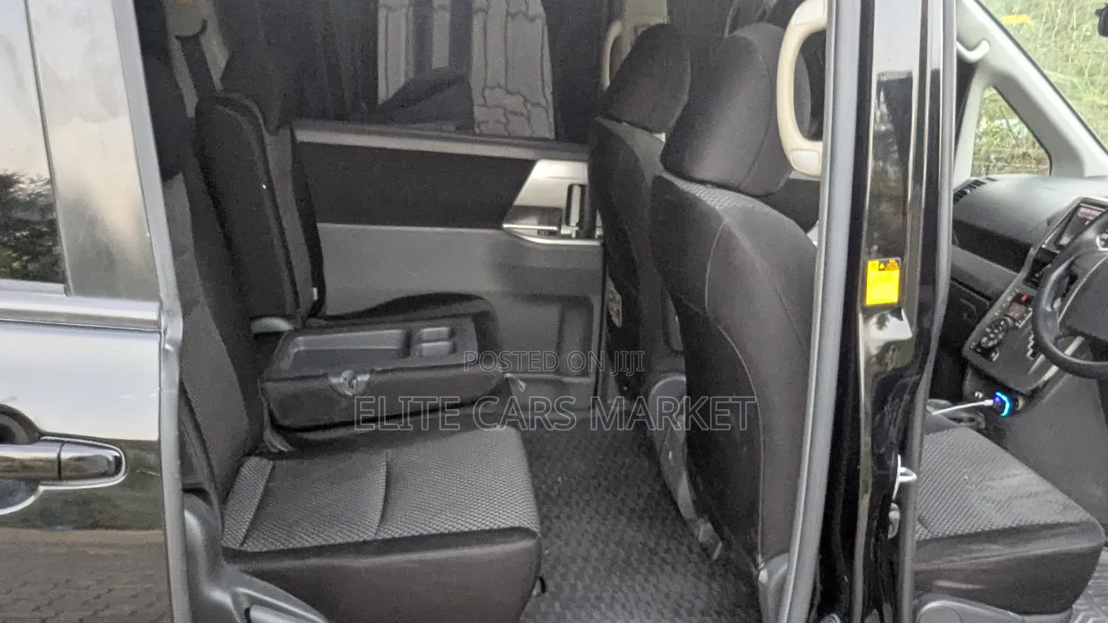 Toyota Noah 2008 Black